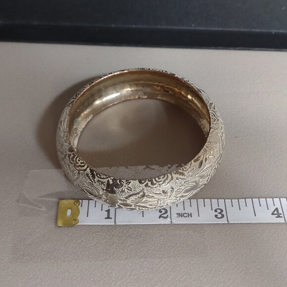 Vintage Engraved Design 8 Inch Metal Flower Bangle - Picture 7 of 7